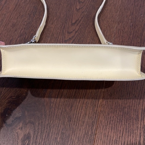 Furla Cream Shoulder Bag - Picture 3 of 6